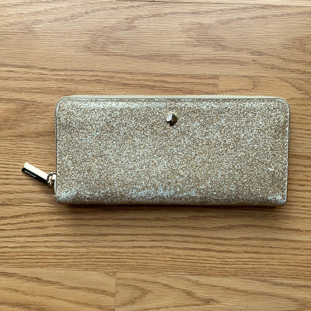 Gently Used Kate Spade Burgess Court Slim Continental Wallet
